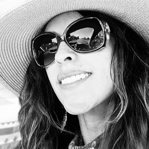 Meet your Posher, Edith